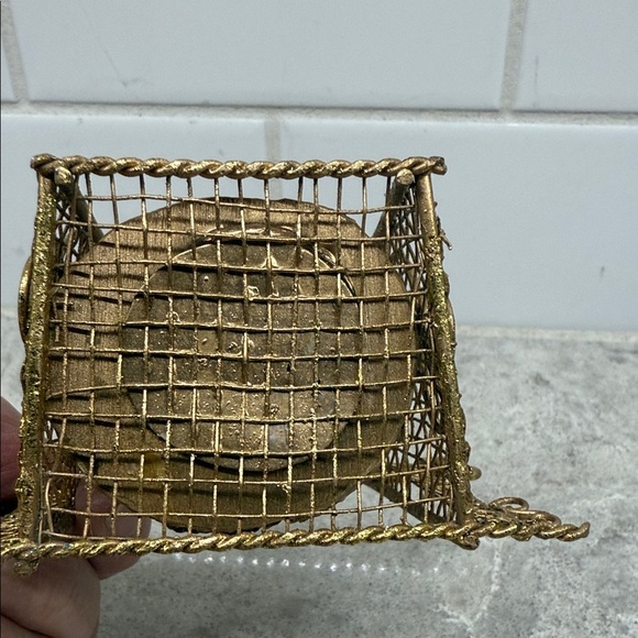 Gold Nativity Scene Christmas Ornament. 4.5x2x4 in. Metal and resin. - Picture 5 of 6